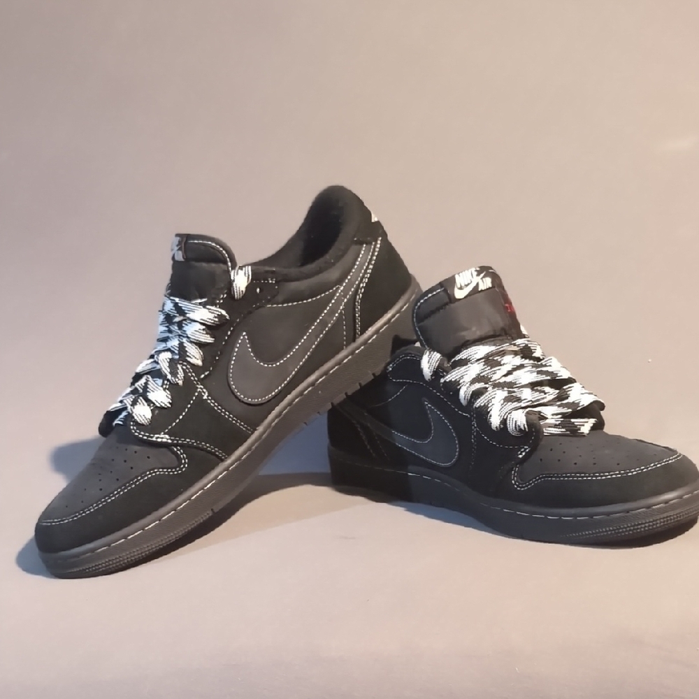 Travis Scott Black and White Sneakers - Picture 2 of 3